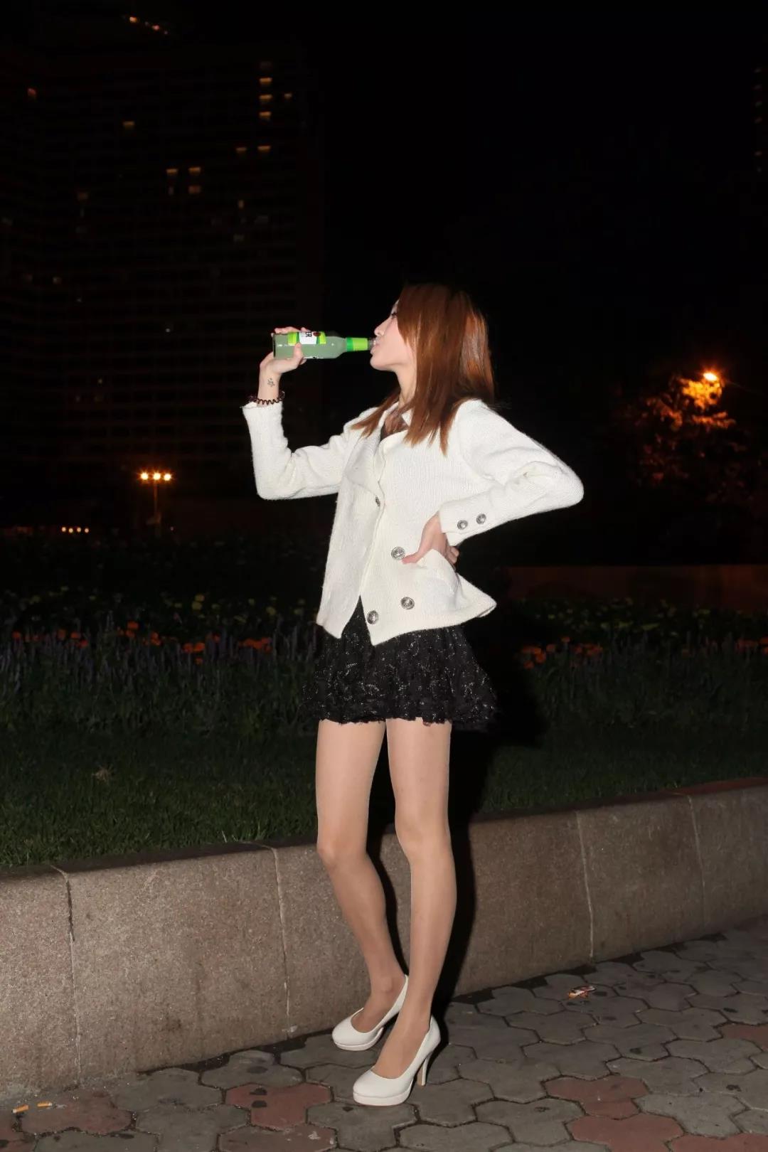 美女灌醉游戏_灌醉美女游戏_美女灌醉游戏视频