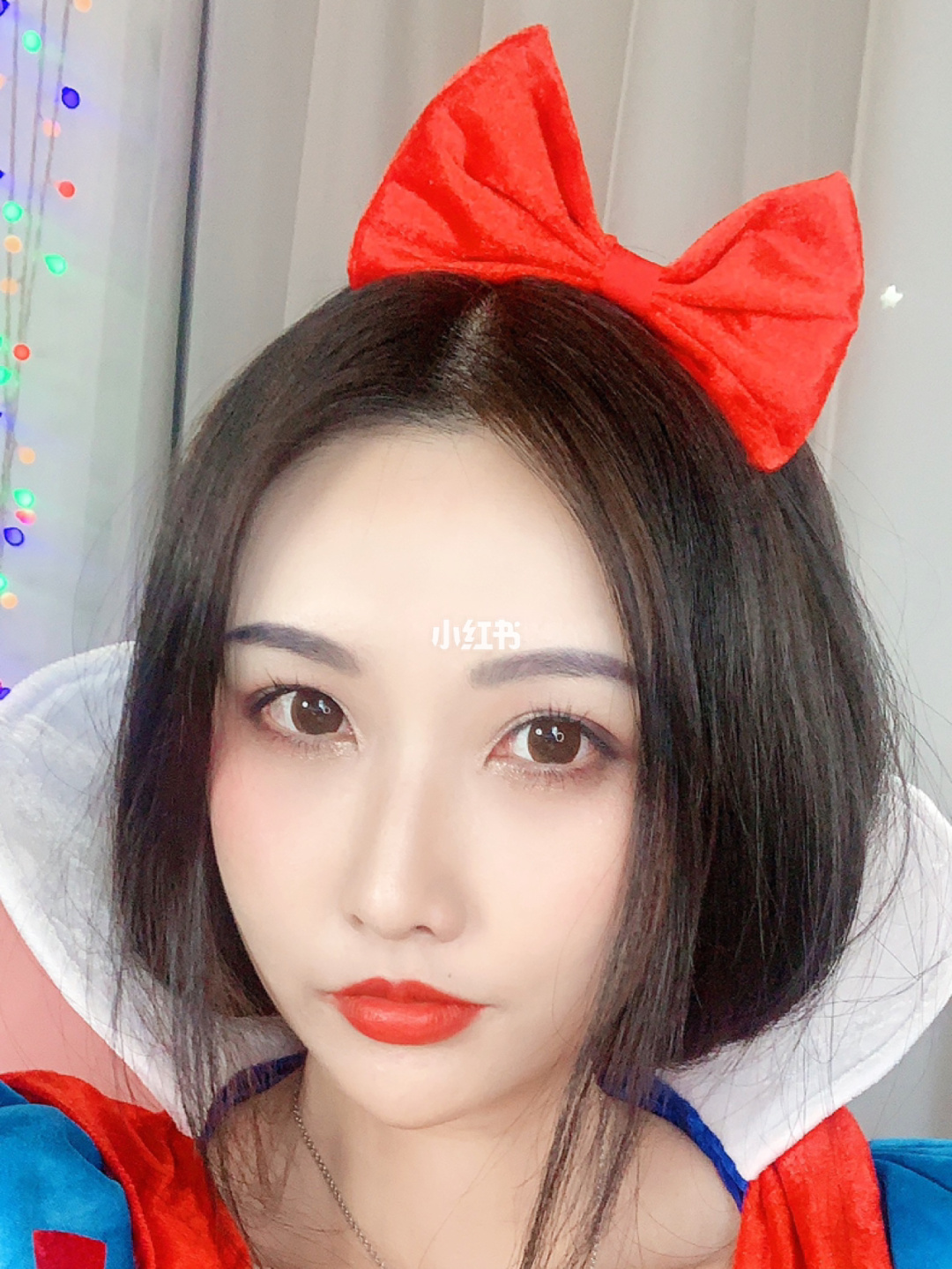 公主化妆换装游戏_白雪公主化妆的游戏_给公主化妆换装游戏