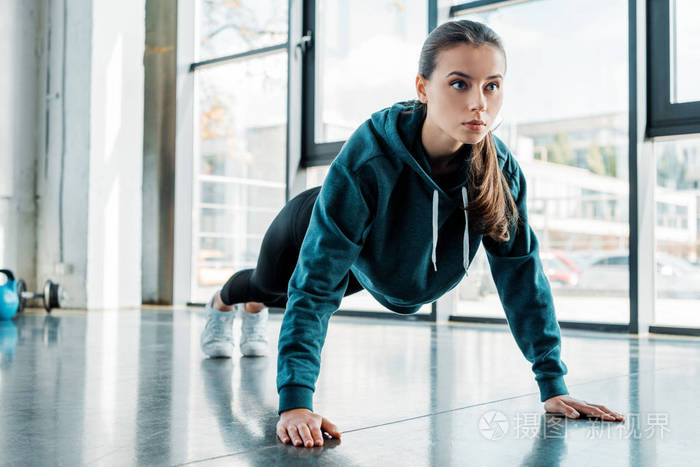 欢乐寻找美女：烦恼忘却的愉悦游戏体验