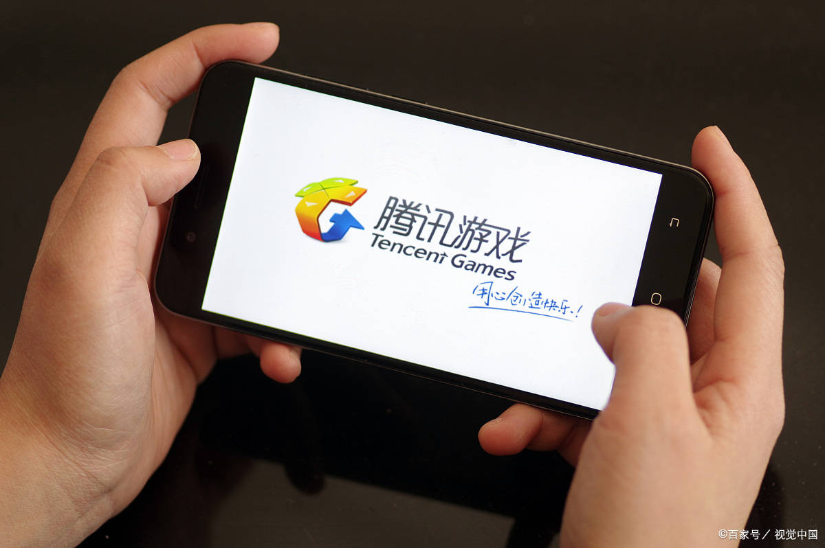 手机能运行电脑游戏-手机游戏机：小而强大的娱乐利器