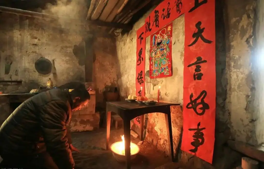 偷手机的游戏_手机游戏 偷东西的游戏_游戏偷东西
