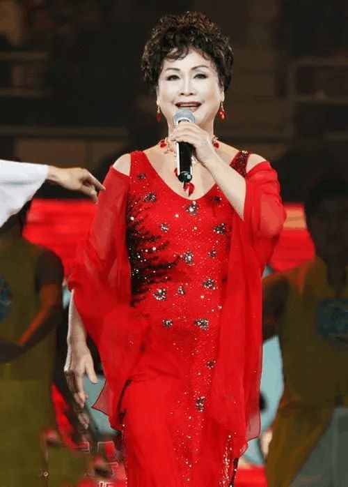 上田瞳_上田瞳_上田瞳